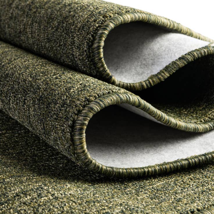 Detail image of 7' 10 x 10' Everyday Solid Rug