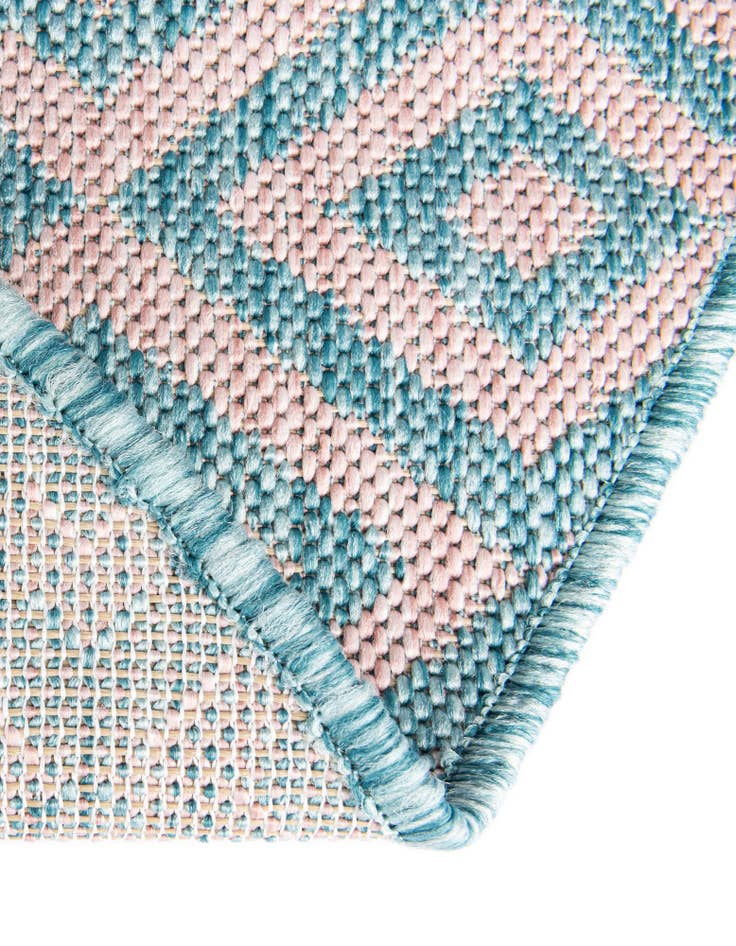 Detail image of 7' 10 x 10'  Washable Jill Zarin Costa Rica Indoor / Outdoor Oval Rug