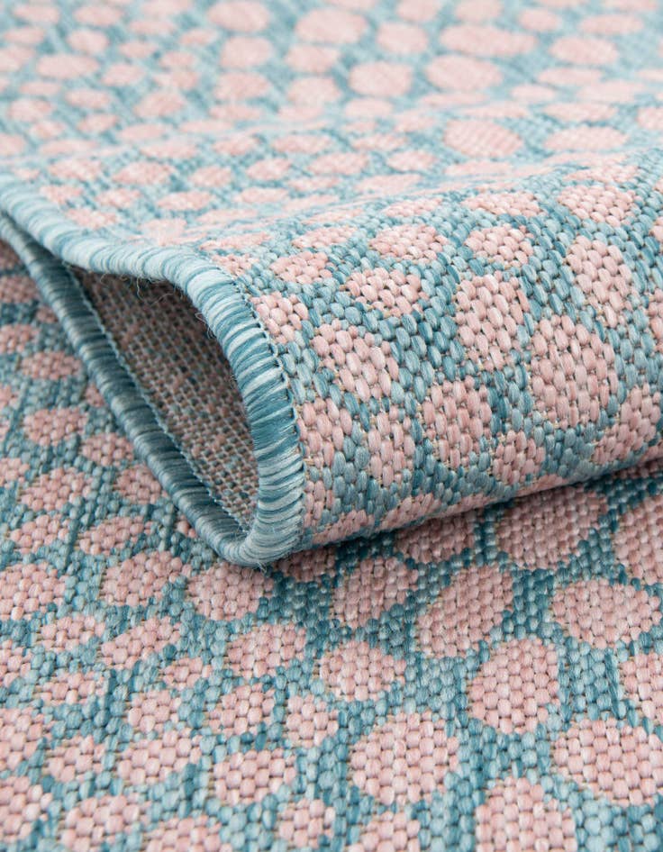 Detail image of 6' 7 x 6' 7 Easy-Clean Jill Zarin Cape Town Indoor / Outdoor Round Rug