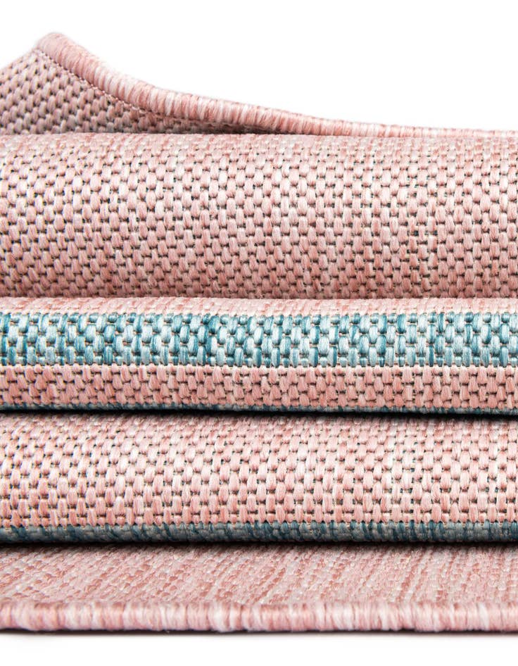 Detail image of 3' x 3' Easy-Clean Jill Zarin Anguilla Indoor / Outdoor Round Rug