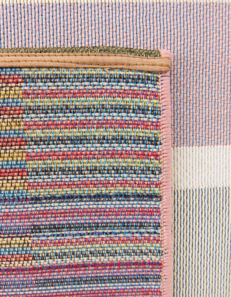 Detail image of 2' x 3' Easy-Clean Ribbon Indoor / Outdoor Rug