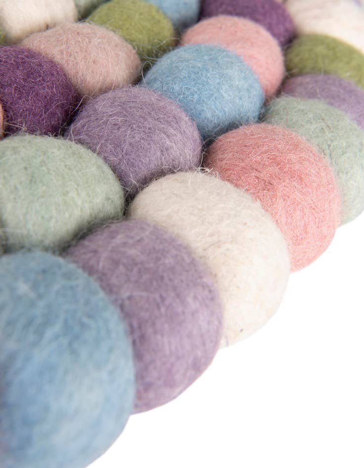 Detail image of 4' 1 x 4' 1 Felt Ball Wool Round Rug