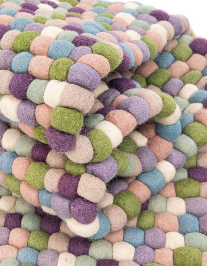 2' x 4' 1 Felt Ball Wool Runner Rug