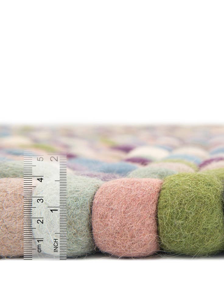 Detail image of 7' 10 x 7' 10 Hand Woven Felt Ball Wool Square Rug