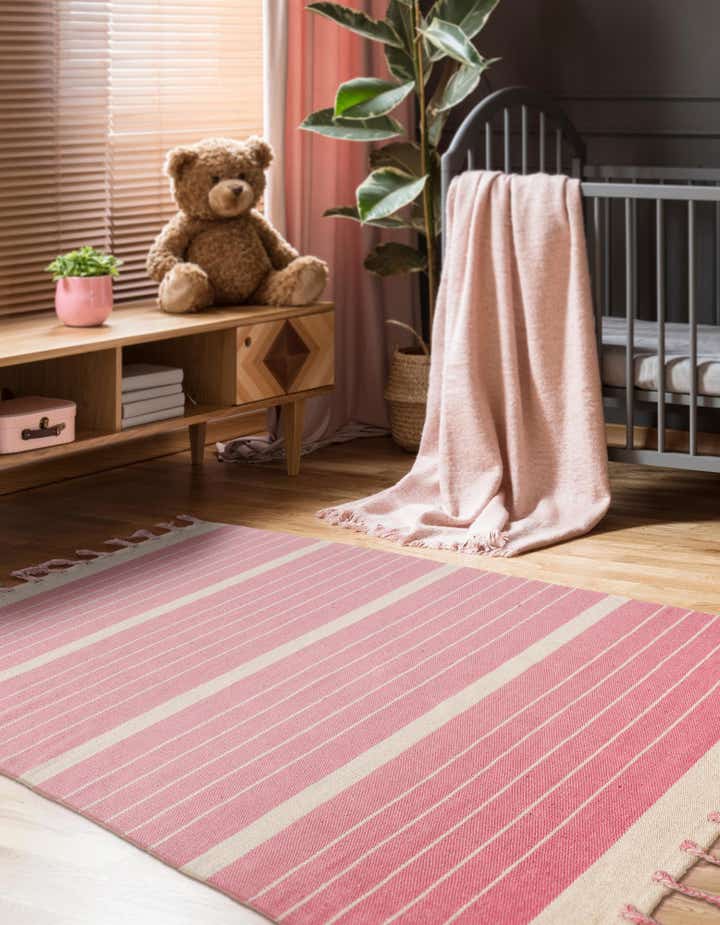 5' 1 x 8' Hand Woven Chindi Cotton Rug