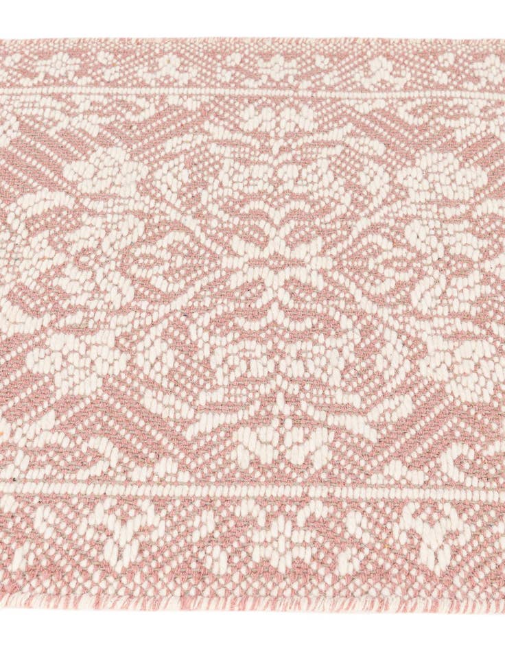 Detail image of 2' 4 x 3' 11  Hand Woven Lattice Wool Rug