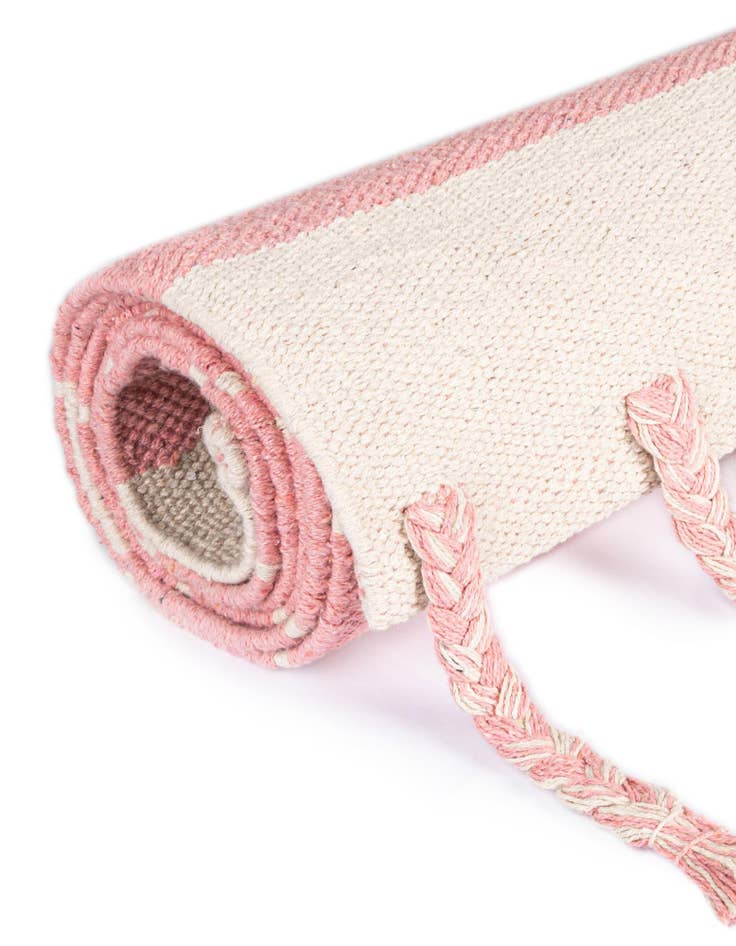 Detail image of 7' 1 x 7' 1 Hand Woven Chindi Cotton Square Rug