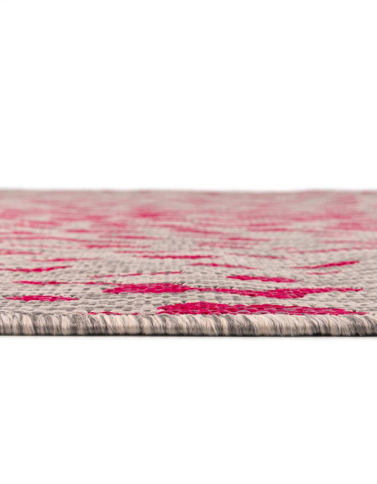 Detail image of 5' 3 x 8' Easy-Clean Safari Indoor / Outdoor Rug
