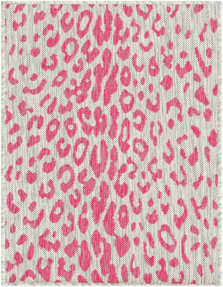 Detail image of 2' x 3' Easy-Clean Safari Indoor / Outdoor Rug
