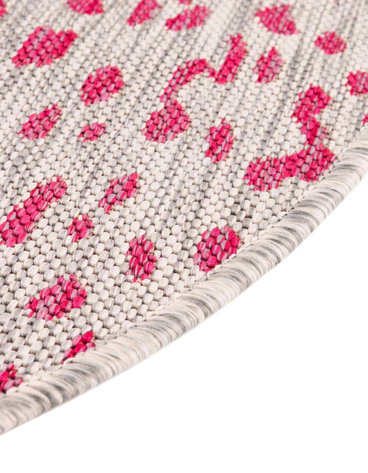 Detail image of 10' x 10' Easy-Clean Safari Indoor / Outdoor Round Rug