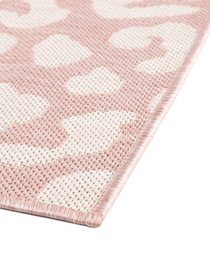 Detail image of 2' x 6' Easy-Clean Safari Indoor / Outdoor Runner Rug