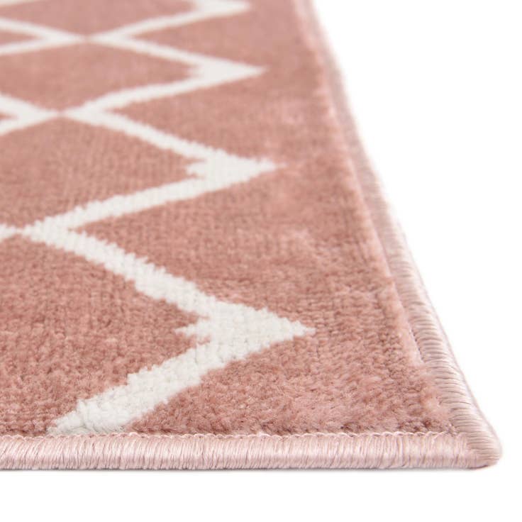 Detail image of 7' x 7' Bohemian Trellis Octagon Rug
