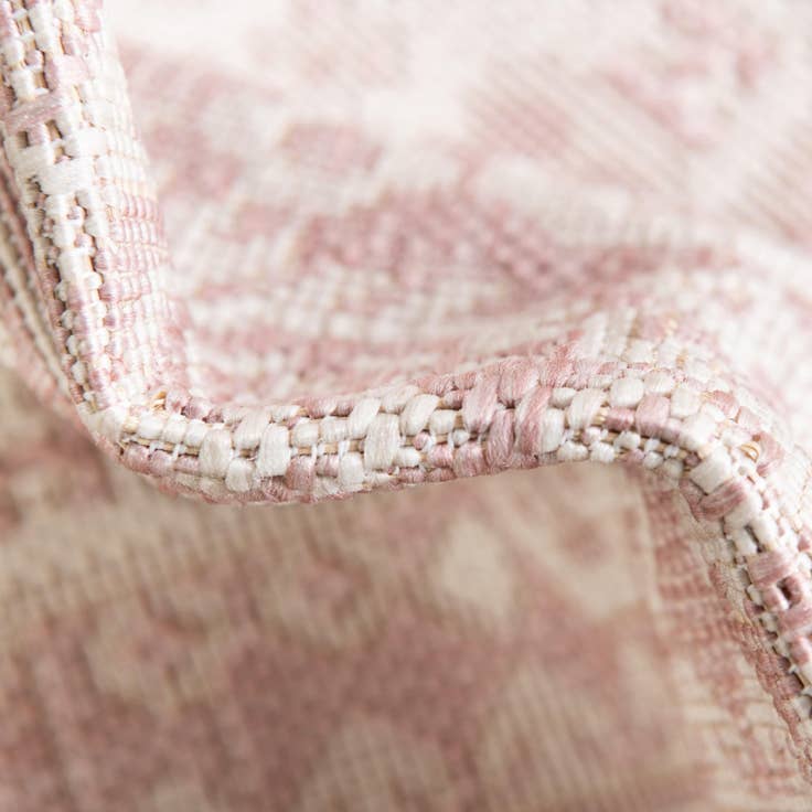Detail image of 7' 10 x 7' 10 Easy-Clean Aztec Indoor / Outdoor Octagon Rug