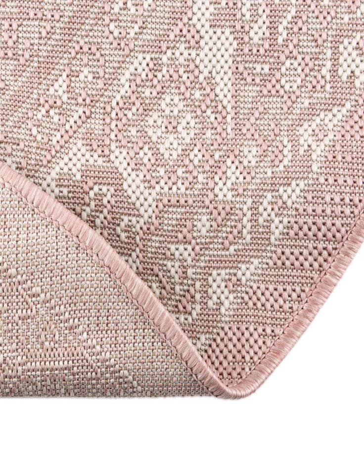 Detail image of 3' x 5' 3 Easy-Clean Aztec Indoor / Outdoor Oval Rug