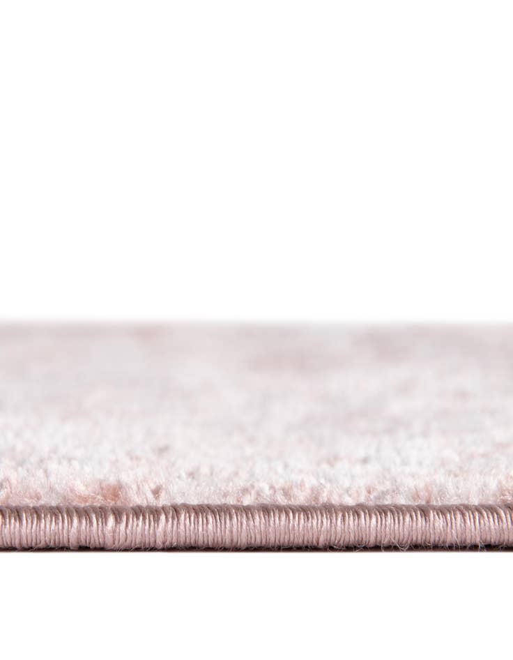 Detail image of 5' x 8' Oxford Oval Rug