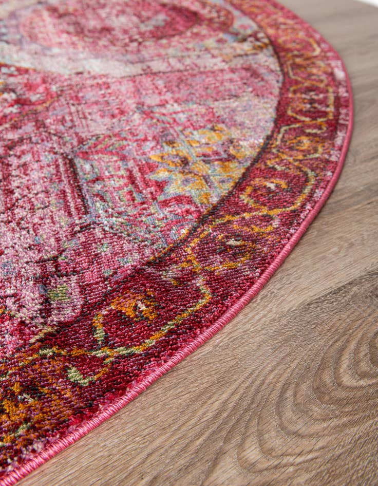 Detail image of 2' x 3' 1 Santiago Oval Rug