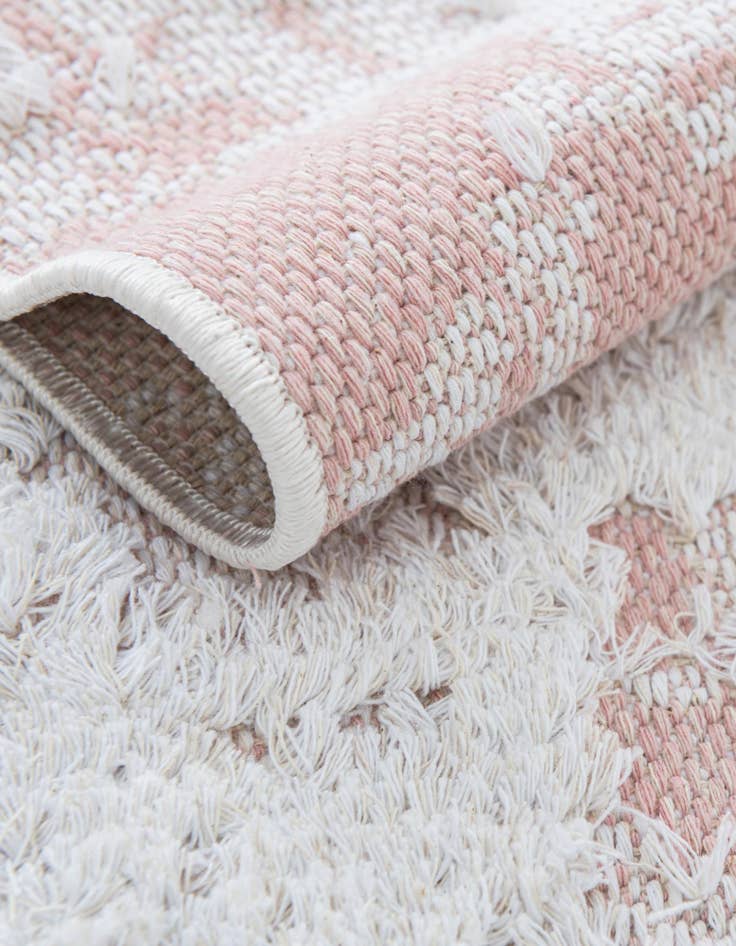 Detail image of 4' 5 x 6' Abbey Rug