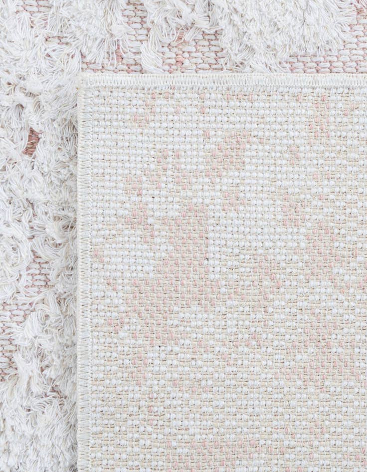 Detail image of 8' 2 x 10' Abbey Rug