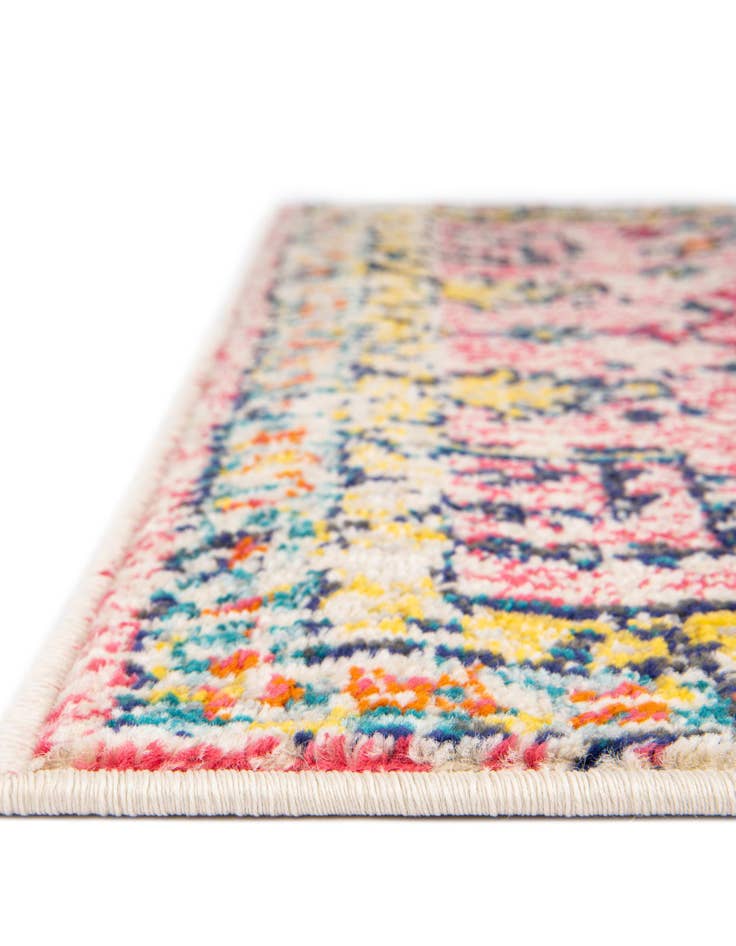 Detail image of 2' x 3' Washable Alta Rug