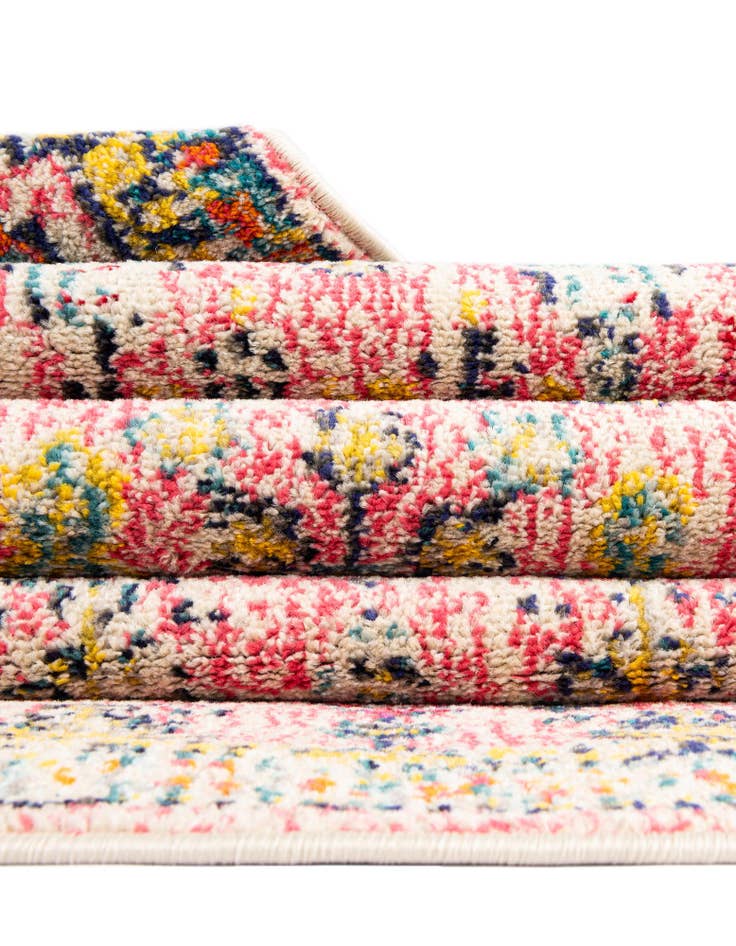 Detail image of 4' x 6' Washable Alta Rug