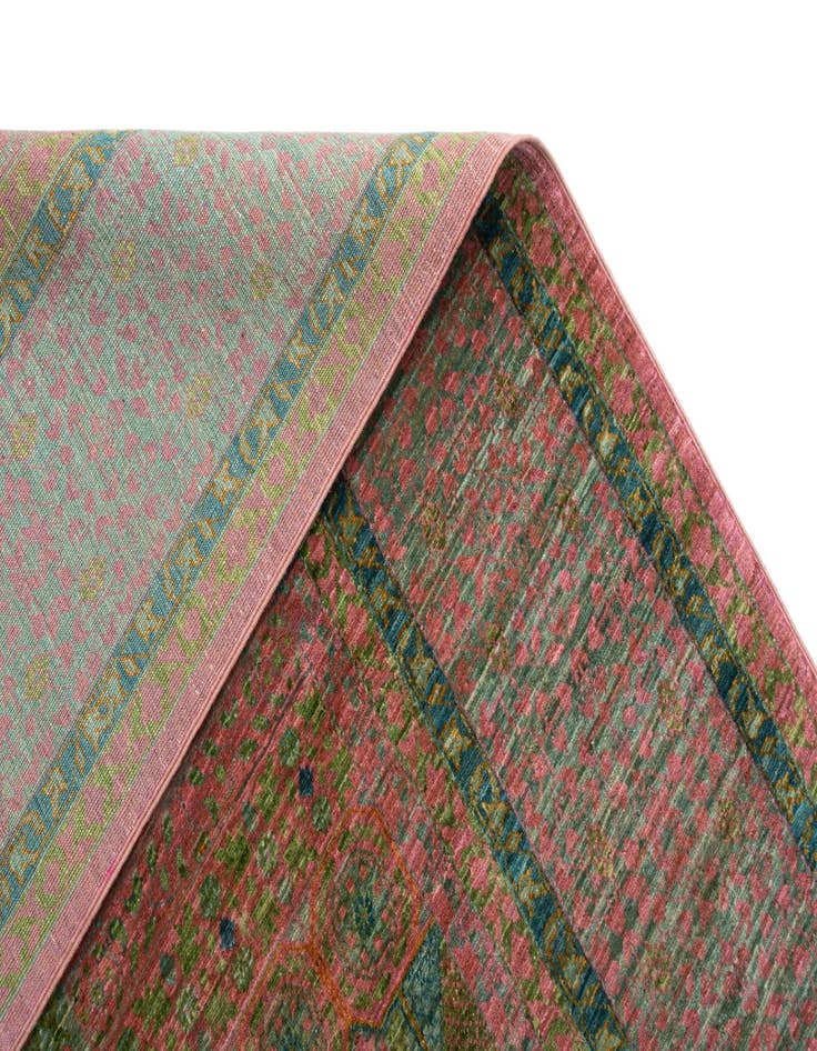 Detail image of 6' 6 x 9' 5 Amina Wool Rug