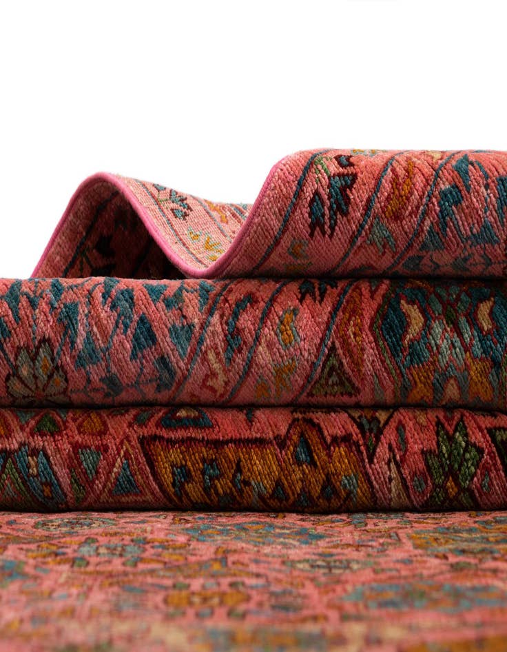 Detail image of 6' 11 x 10' 2 Amina Wool Rug