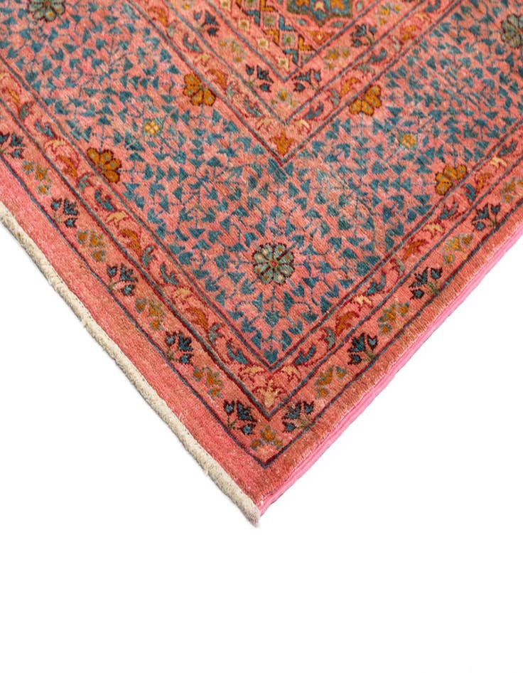 Detail image of 6' 11 x 10' 2 Amina Wool Rug