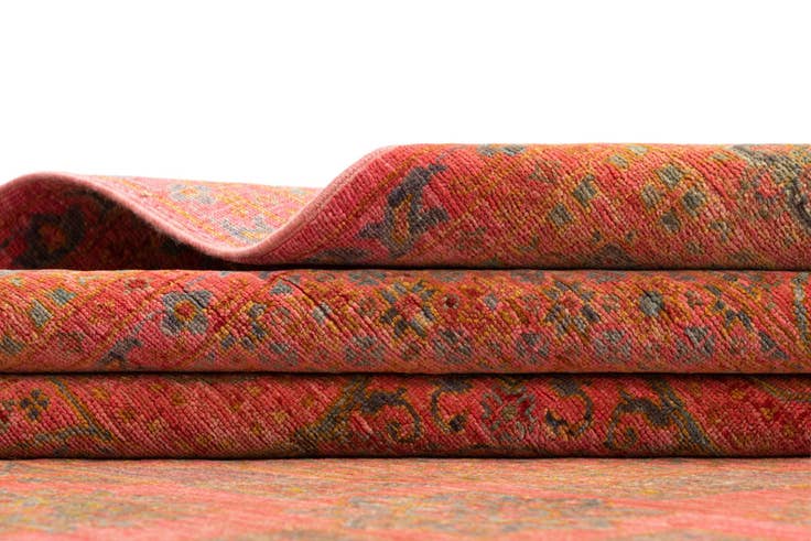 Detail image of 5' 5 x 7' 10 Amina Rug