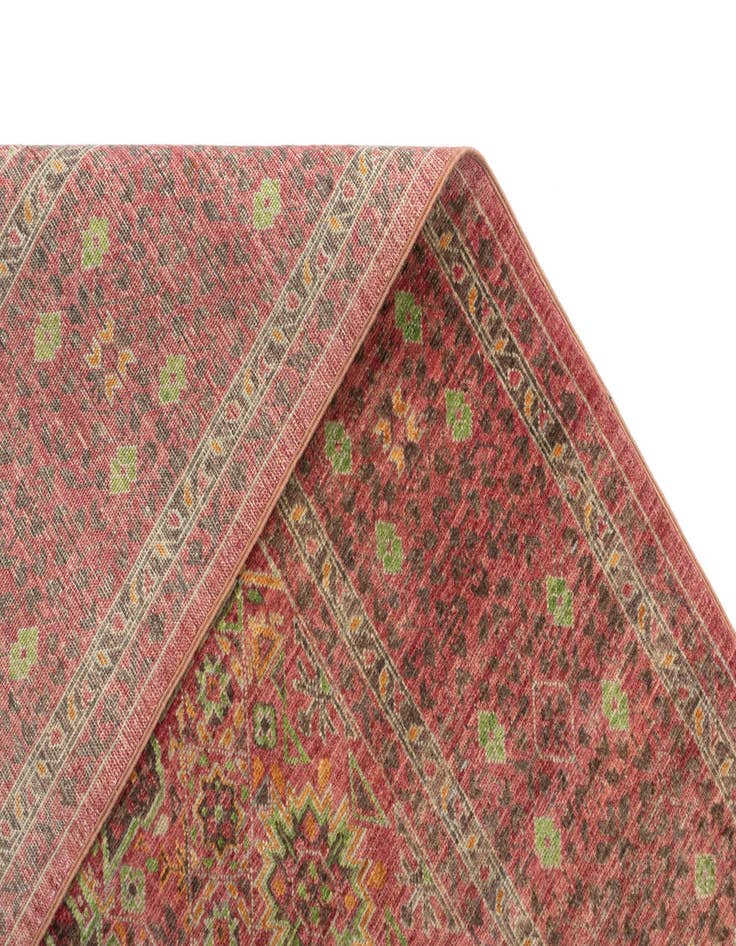 Detail image of 5' 5 x 7' 11 Amina Rug