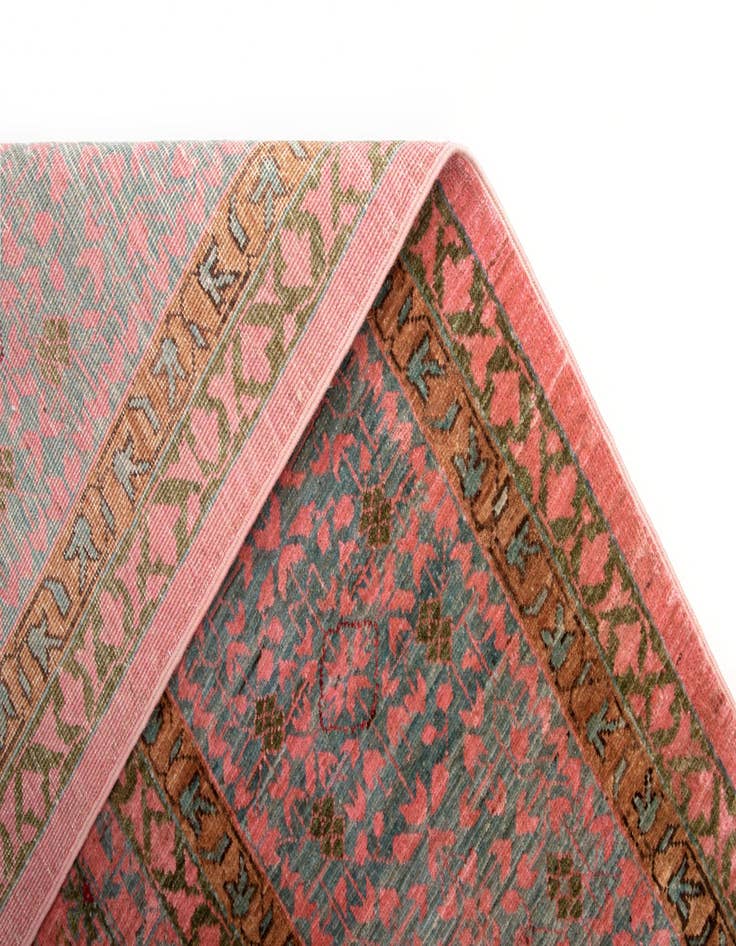 Detail image of 8' x 10' Amina Wool Rug
