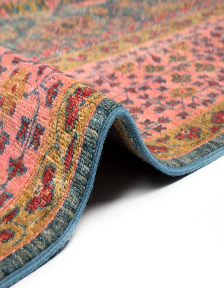 Detail image of 8' 10 x 11' 5 Amina Wool Rug