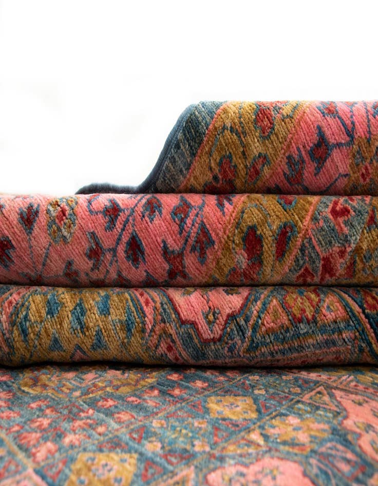 Detail image of 8' 10 x 11' 5 Amina Wool Rug