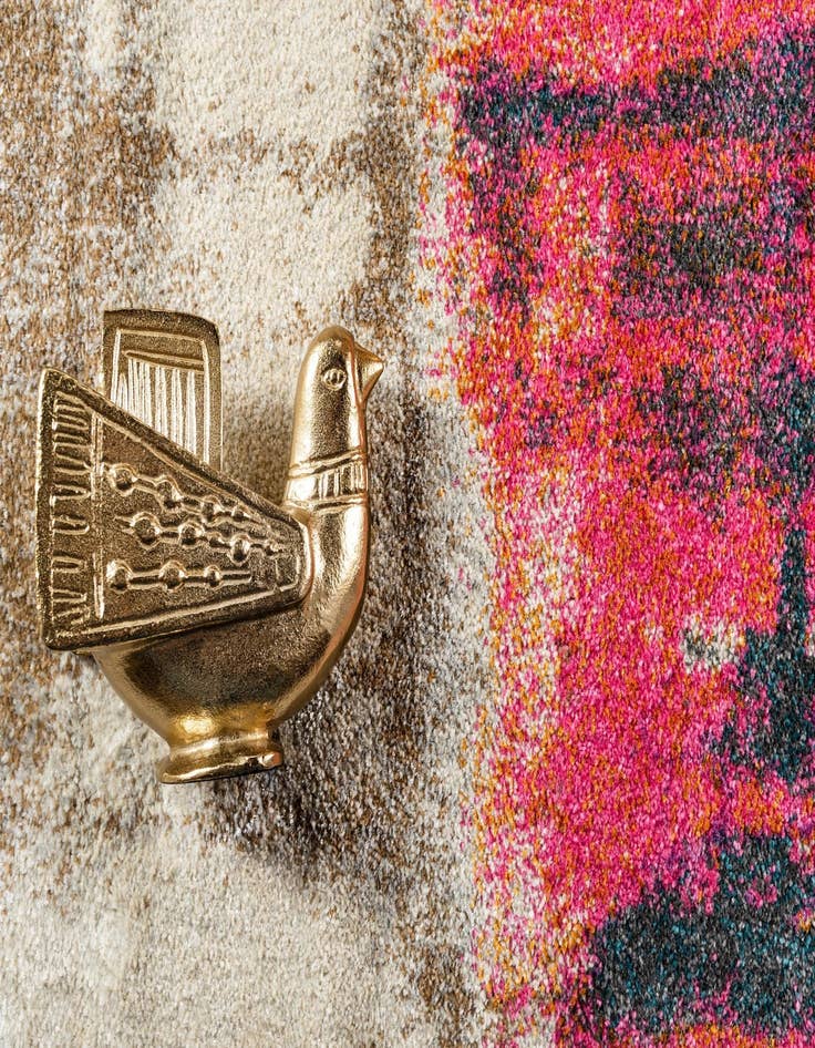 Detail image of 6' x 9' Aria Rug