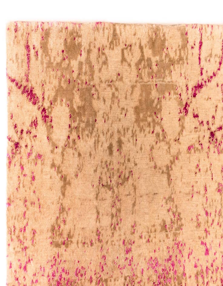 Detail image of 5' 8 x 7' 11 Art Inspired Wool Rug