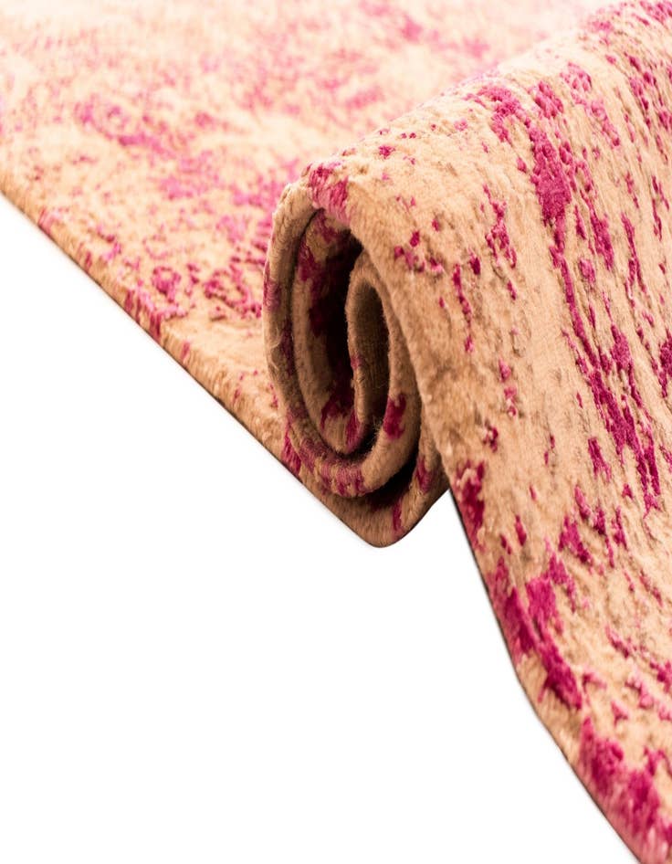 Detail image of 5' 8 x 7' 11 Art Inspired Wool Rug