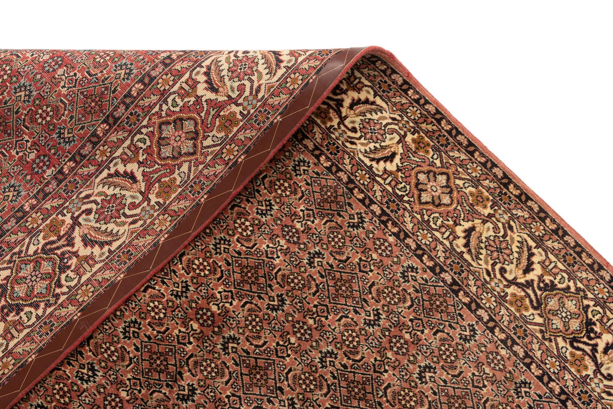 5' 9 x 8' 5 Bidjar Wool Rug