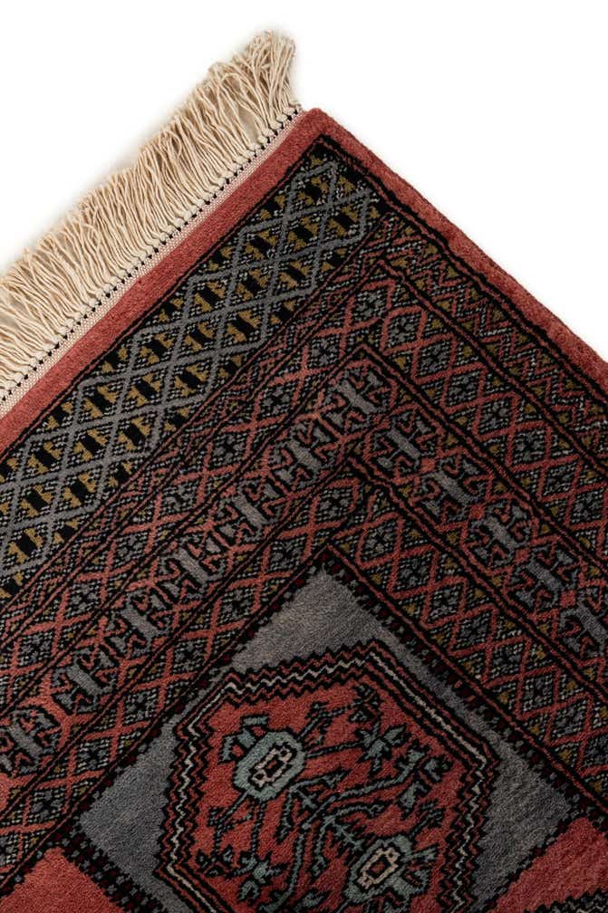 4' 4 x 6' 4 Hand Knotted Bokhara Oriental Wool Rug