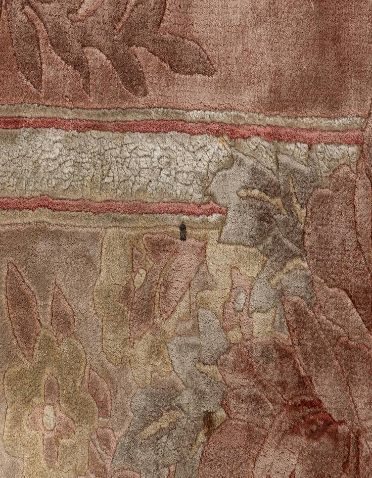 Detail image of 7' x 10' 2  Hand Knotted Carved Pekin Oriental Wool Rug