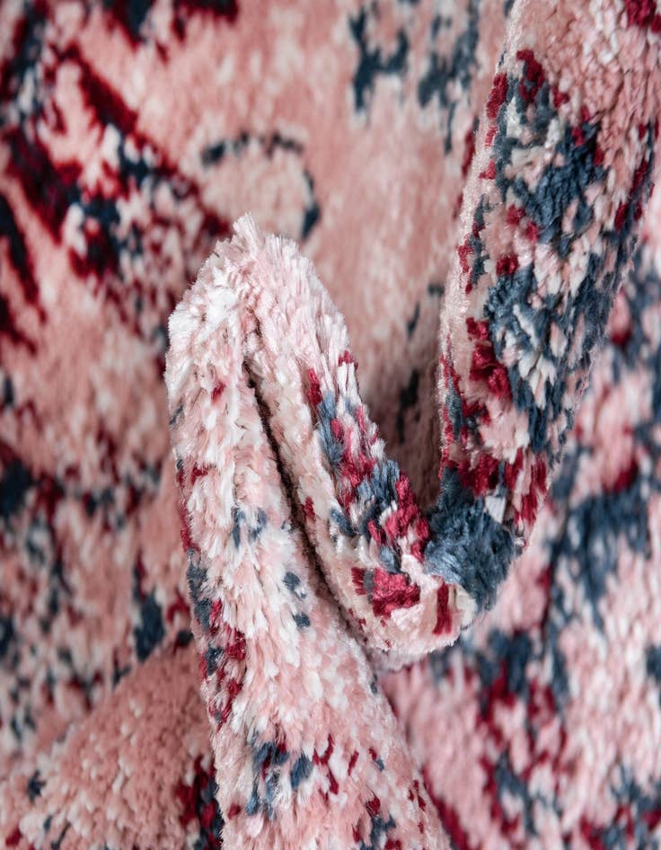 Detail image of 8' x 10' Charleston Rug