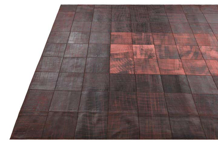 5' 7 x 8' Cowhide Rug