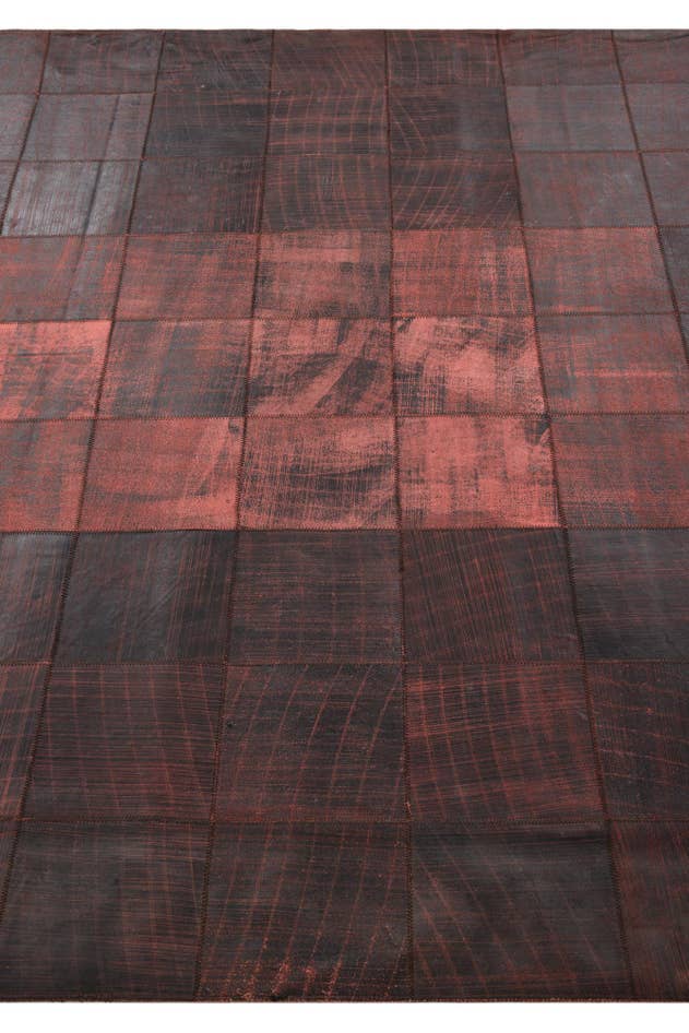 Detail image of 5' 7 x 8' Cowhide Rug