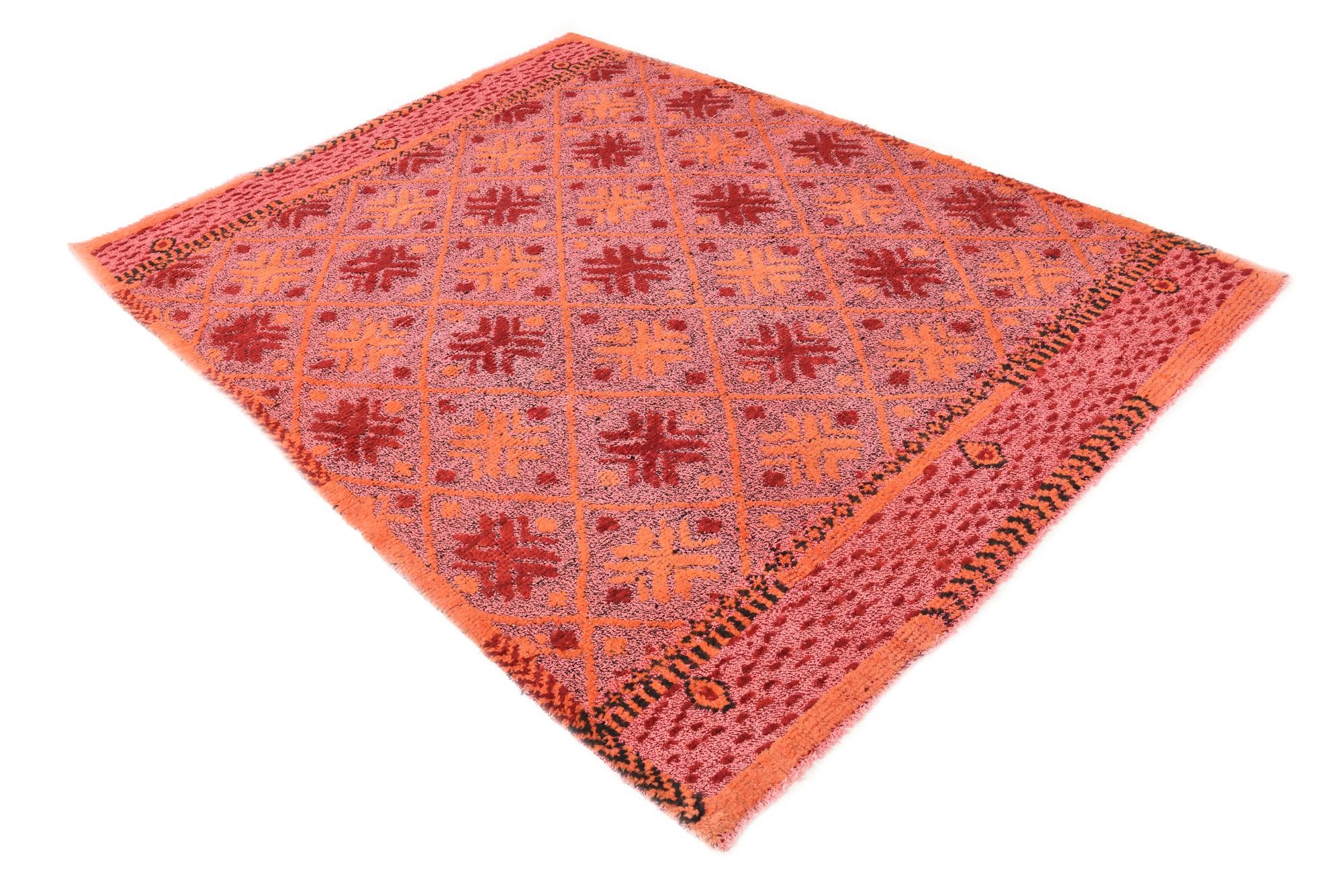 5' 10 x 8' 1 Hand Knotted Darya Wool Rug