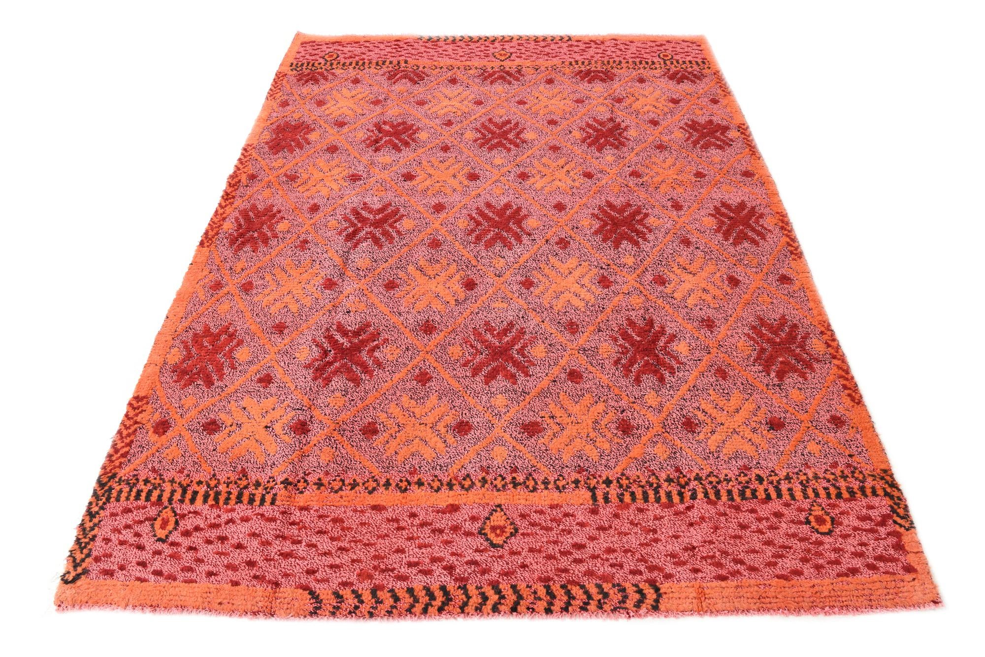 5' 10 x 8' 1 Hand Knotted Darya Wool Rug