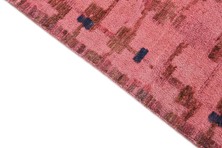 Detail image of 4' 1 x 6' Hand Knotted Darya Wool Rug