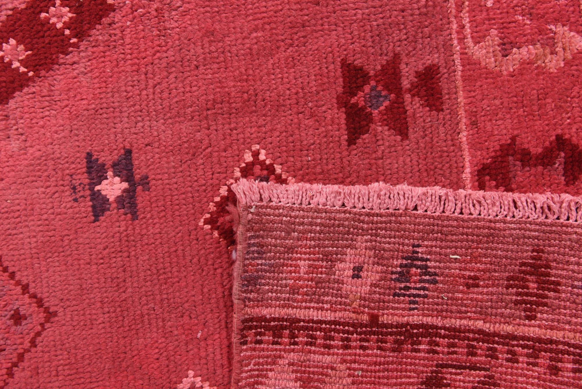 6' 4 x 10' Hand Knotted Darya Rug