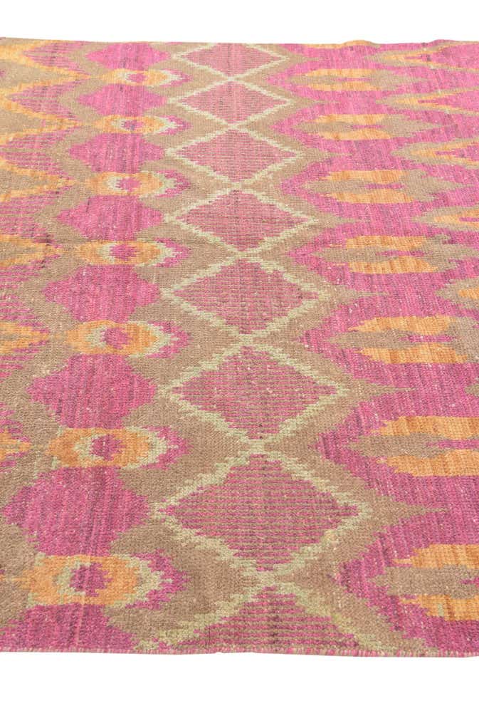 5' 8 x 8' 2 Hand Knotted Darya Wool Rug