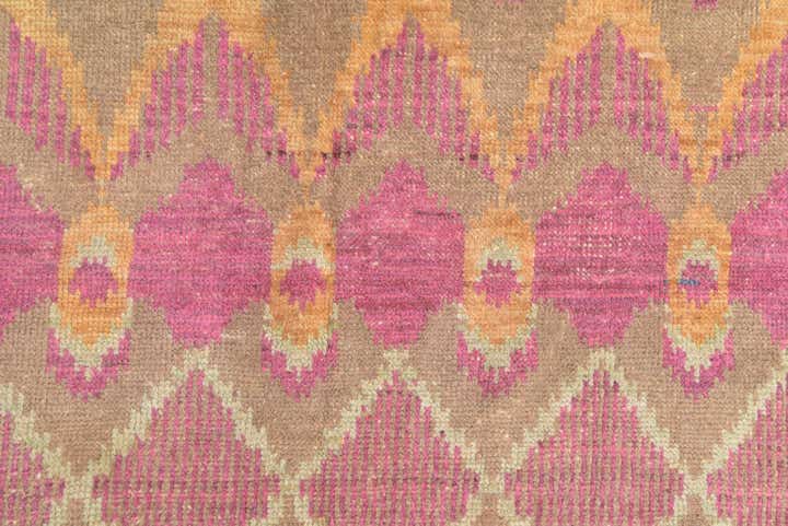 5' 8 x 8' 2 Hand Knotted Darya Wool Rug