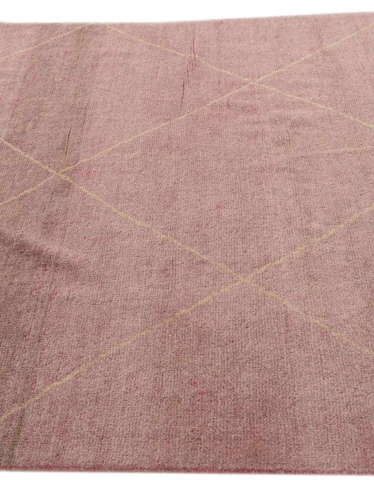 Detail image of 5' 7 x 8' Hand Knotted Darya Wool Rug