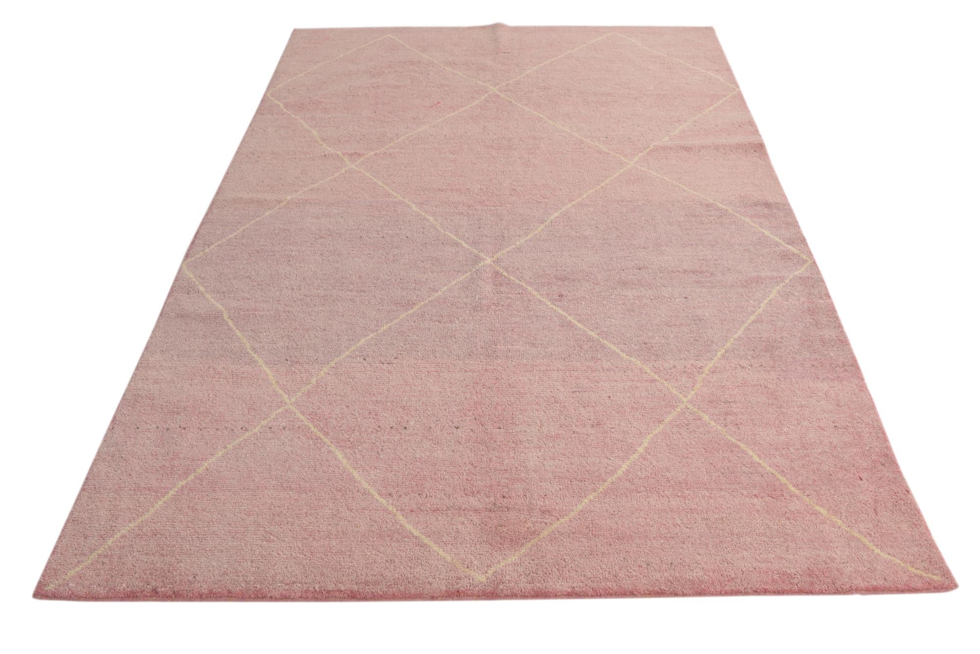 5' 7 x 8' 5 Hand Knotted Darya Wool Rug