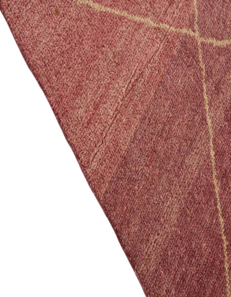 Detail image of 5' 7 x 8' Hand Knotted Darya Wool Rug